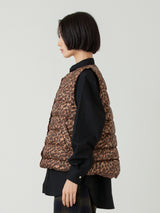 <ダウンベスト>リバーシブル レオパードゼブラ