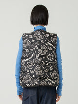 <ダウンベスト>リバーシブル サンペイズリーバンダナ