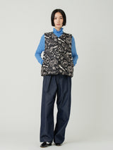 <ダウンベスト>リバーシブル サンペイズリーバンダナ