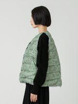 <ダウンベスト>リバーシブル サンペイズリーバンダナ