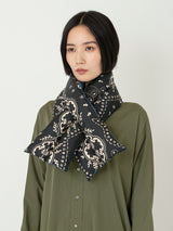 <ダウンマフラー>ペイズリーバンダナ