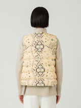 <ダウンベスト>リバーシブル ペイズリーバンダナ