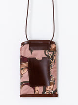 <Smartphone shoulder> Turkmen