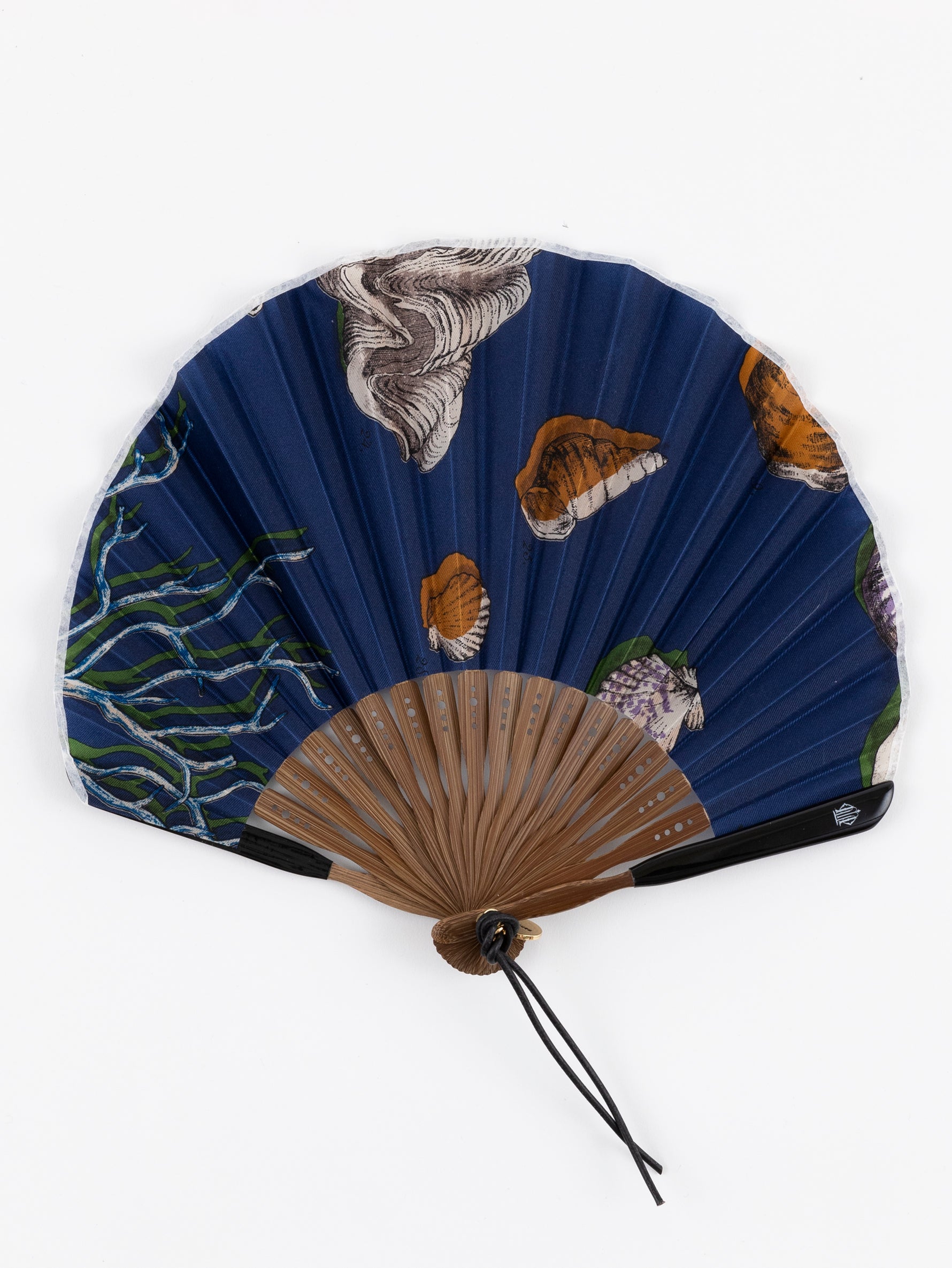 FAN / SHELL – manipuri