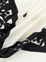 <シルクスカーフ40>フレームペイズリーバンダナ