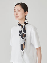 DIAMOND SCARF / BIG LEOPARD