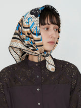 SILK SCARF 65 / DAISY BANDANA