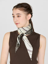 <ダイヤ型スカーフ>ボンメール