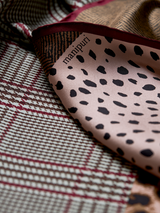 SILK SCARF 65 / MATERIAL IMAGE