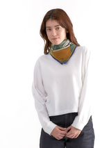 <ウールシルクカシミアストール88>デスク