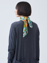 <シルクスカーフ65>コラージュフラワーバルーン