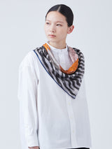 TRIANGULAR SCARF LARGE / ZEBRA GIRAFFE