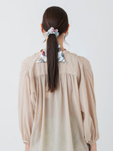 HAIR ACCESSORY / RIBBON SCRUNCHIE