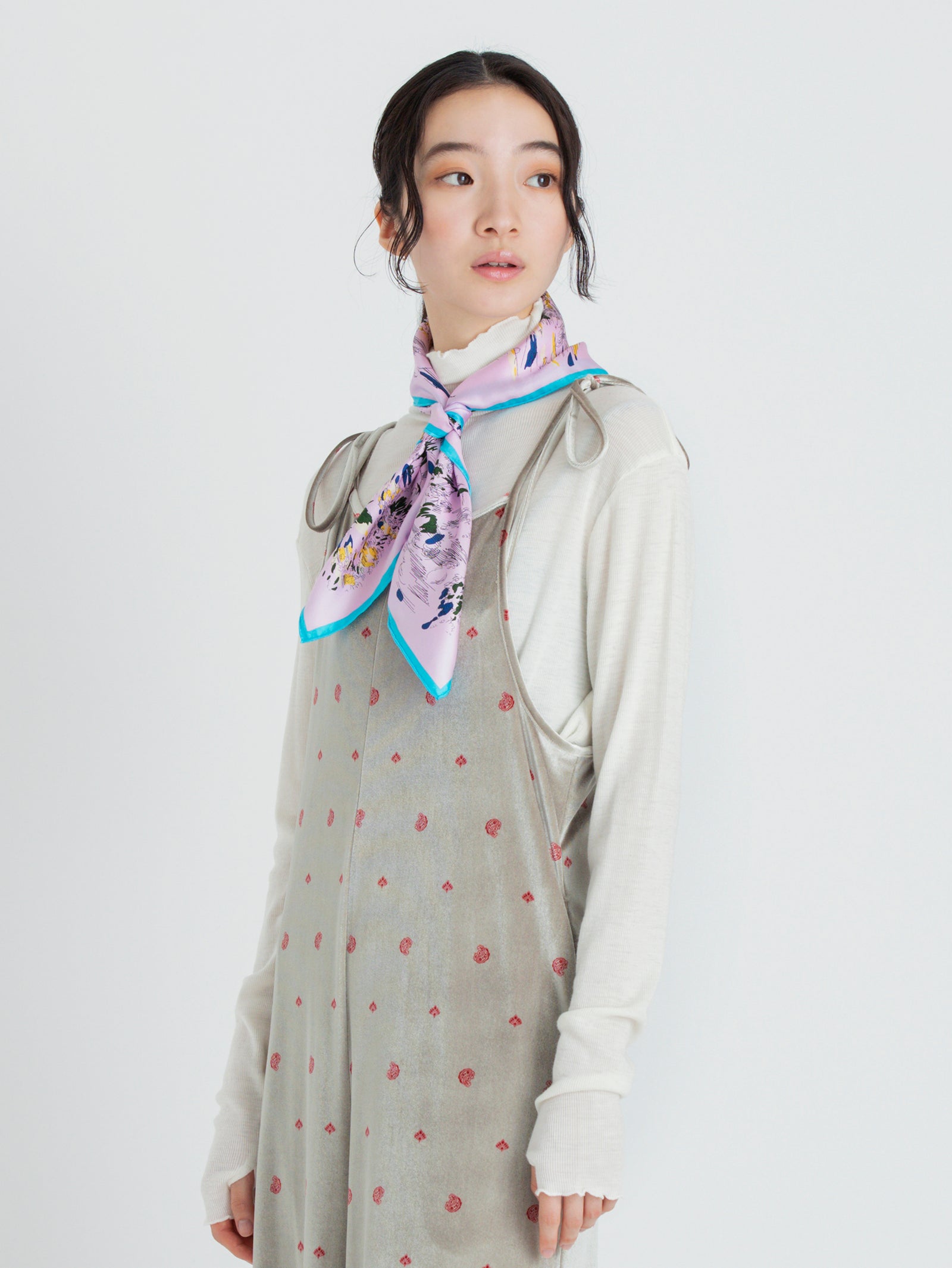 シルクスカーフ65＞ ホース – manipuri