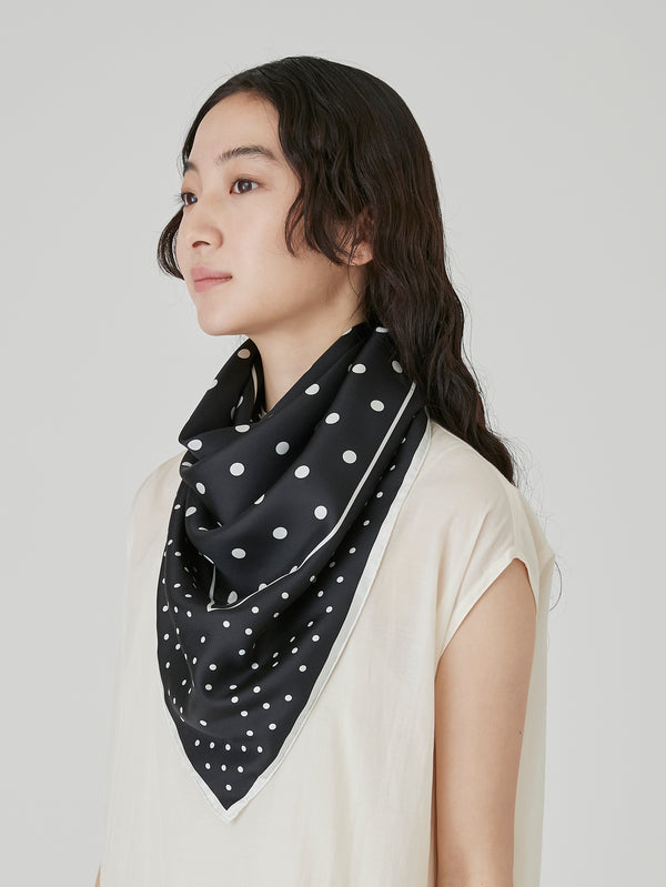SILK SCARF 88 / GEOME DOT