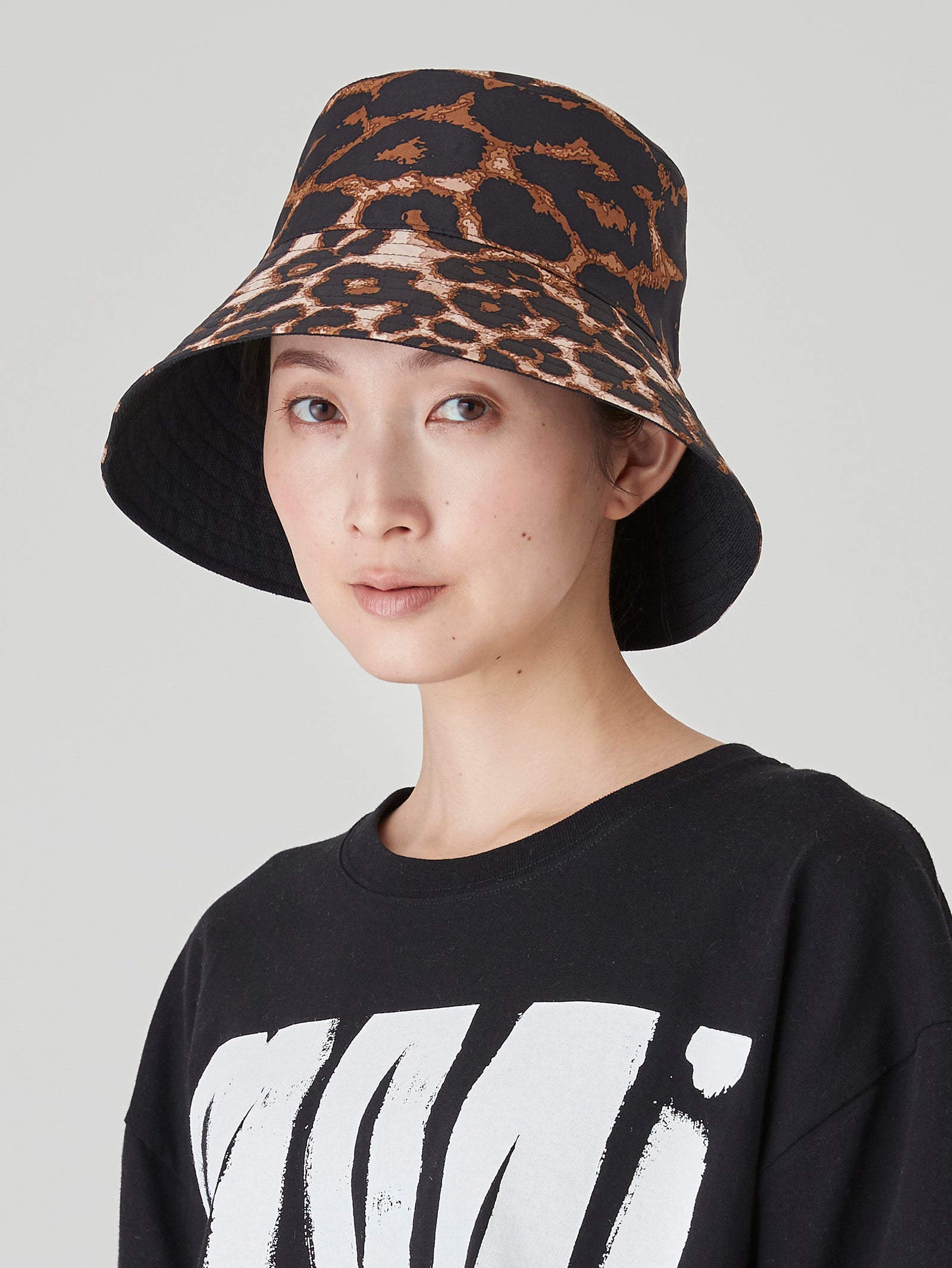 リバーシブルハット＞レオパード – manipuri