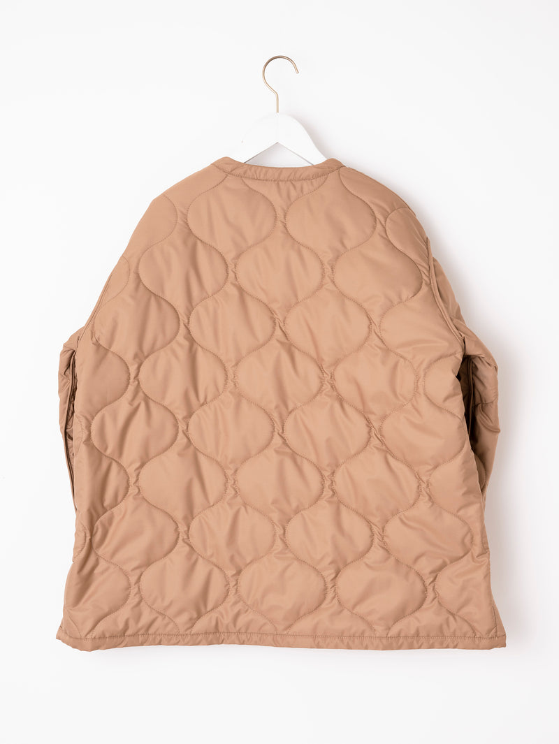 &lt;Quilted W Cocoon Coat&gt; Abstract