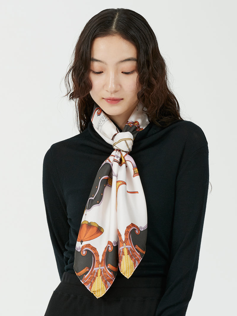 SILK SCARF 88 / CARRIAGE