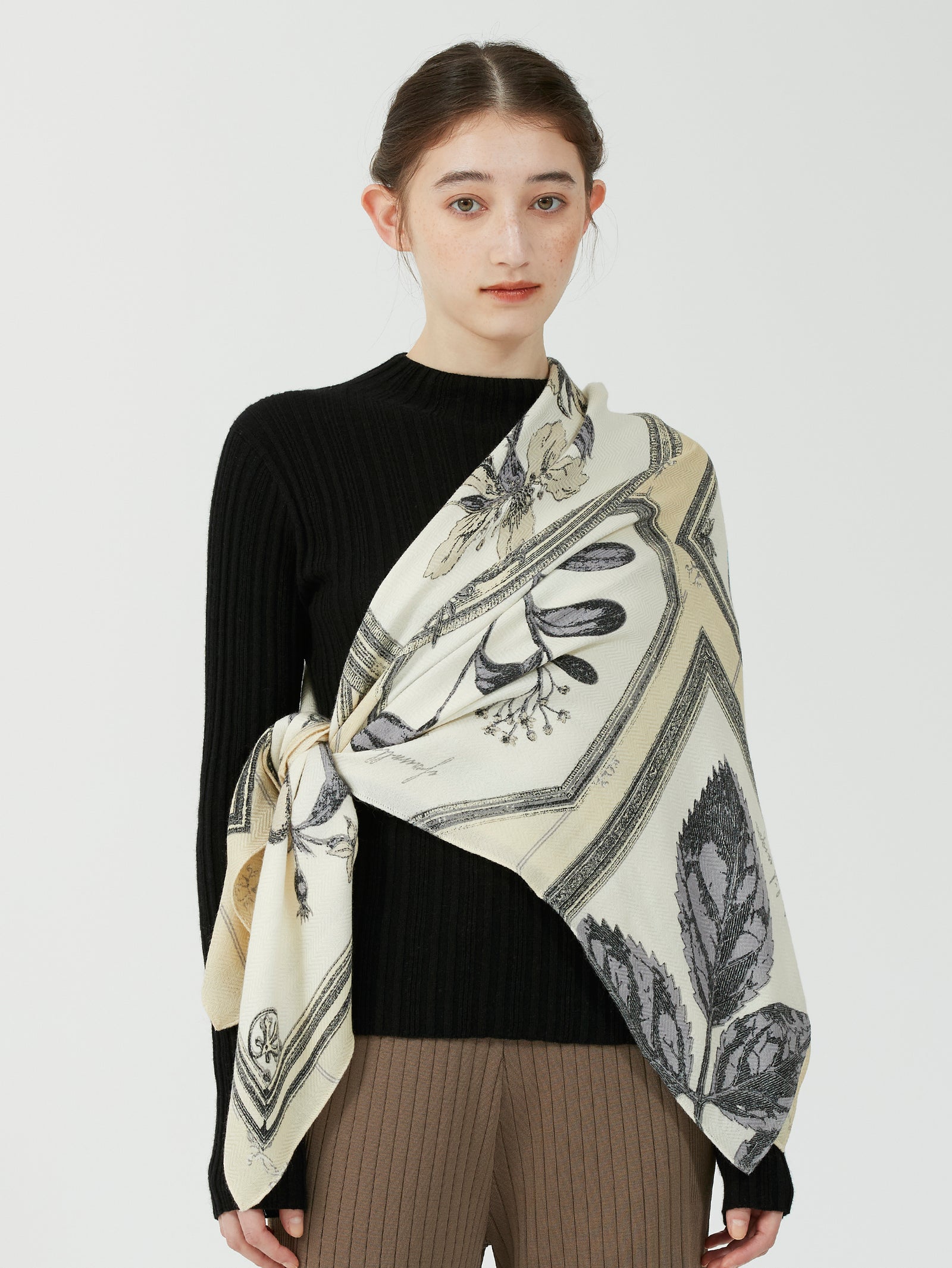 タグ付き　Manipuri ストール ウールシルク ヘリンボーン フラワー ウールシルクストールヘリンボーン織120＞フレームフラワー – manipuri