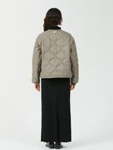 &lt;Quilted W Cocoon Coat&gt; Abstract