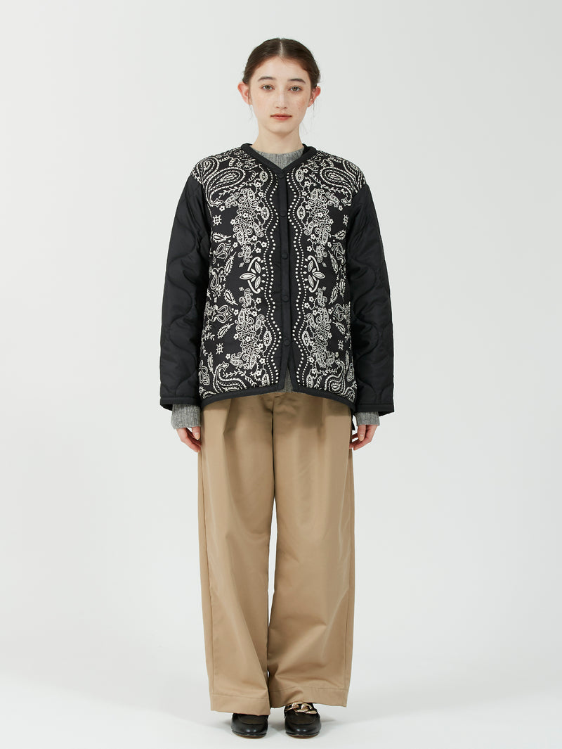 &lt;Quilted W Cocoon Coat&gt; Abstract