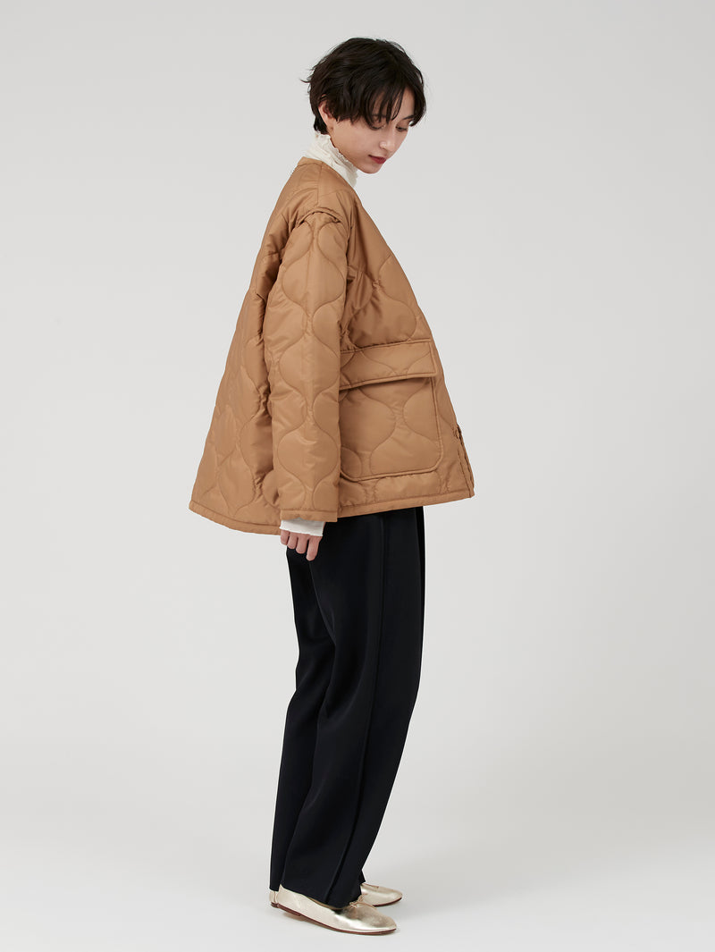 &lt;Quilted W Cocoon Coat&gt; Abstract