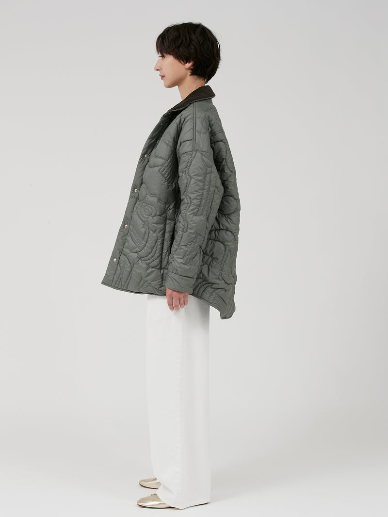 &lt;Quilted W Cocoon Coat&gt; Abstract