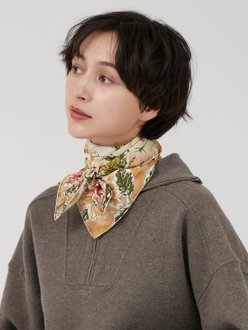 SILK SCARF 65 / ORANGERIE GARDEN