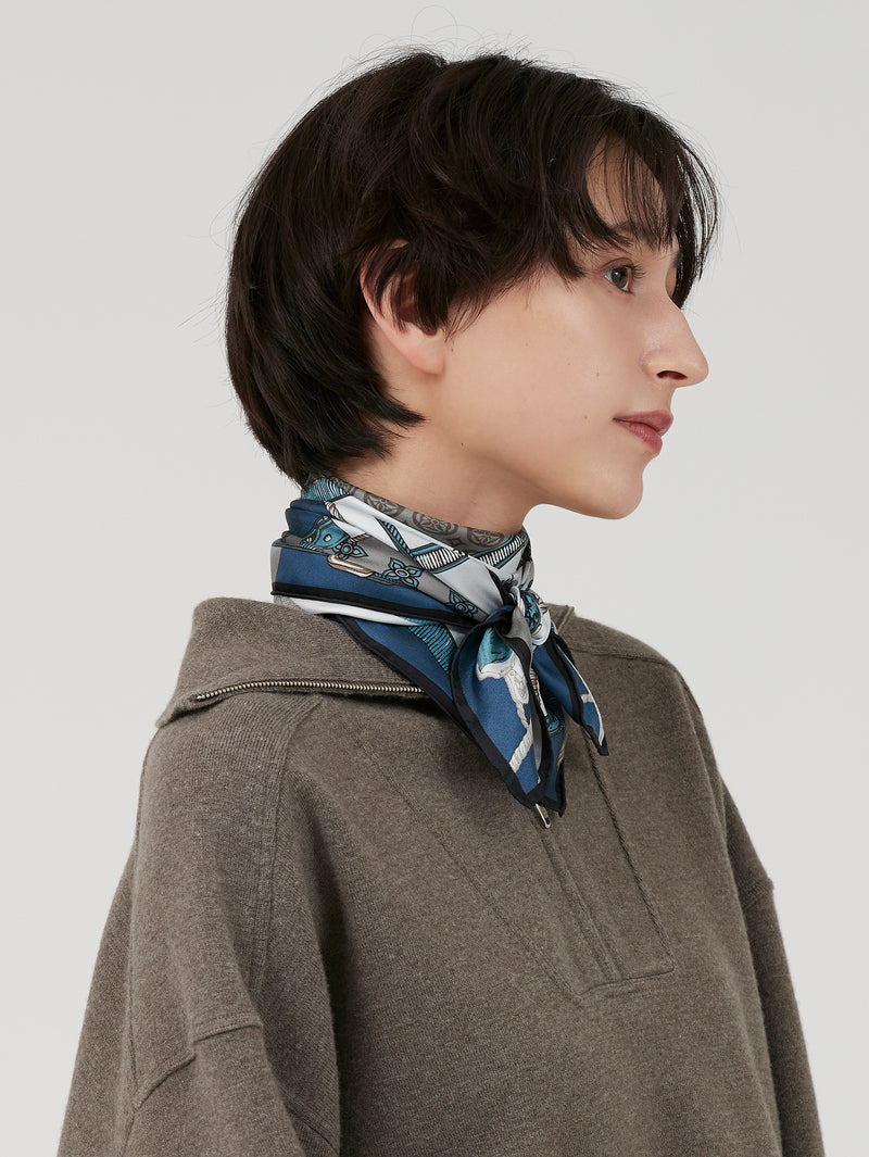 SILK SCARF 65 / CRESTBELT