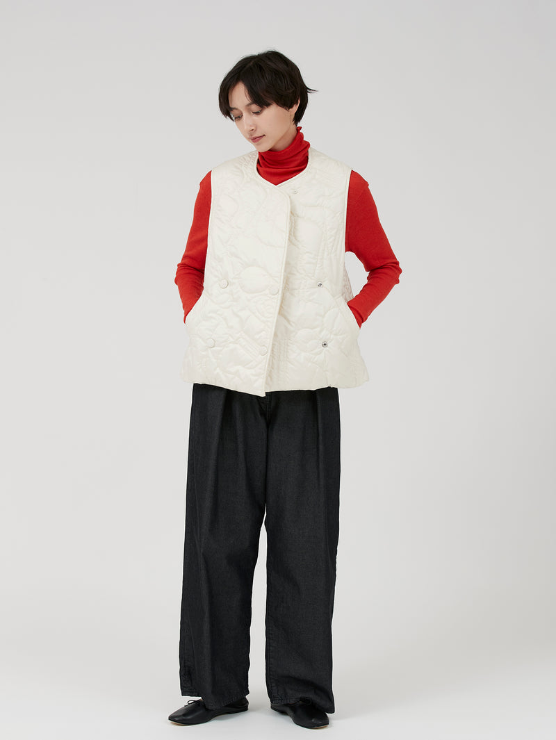 &lt;Quilted W Cocoon Coat&gt; Abstract