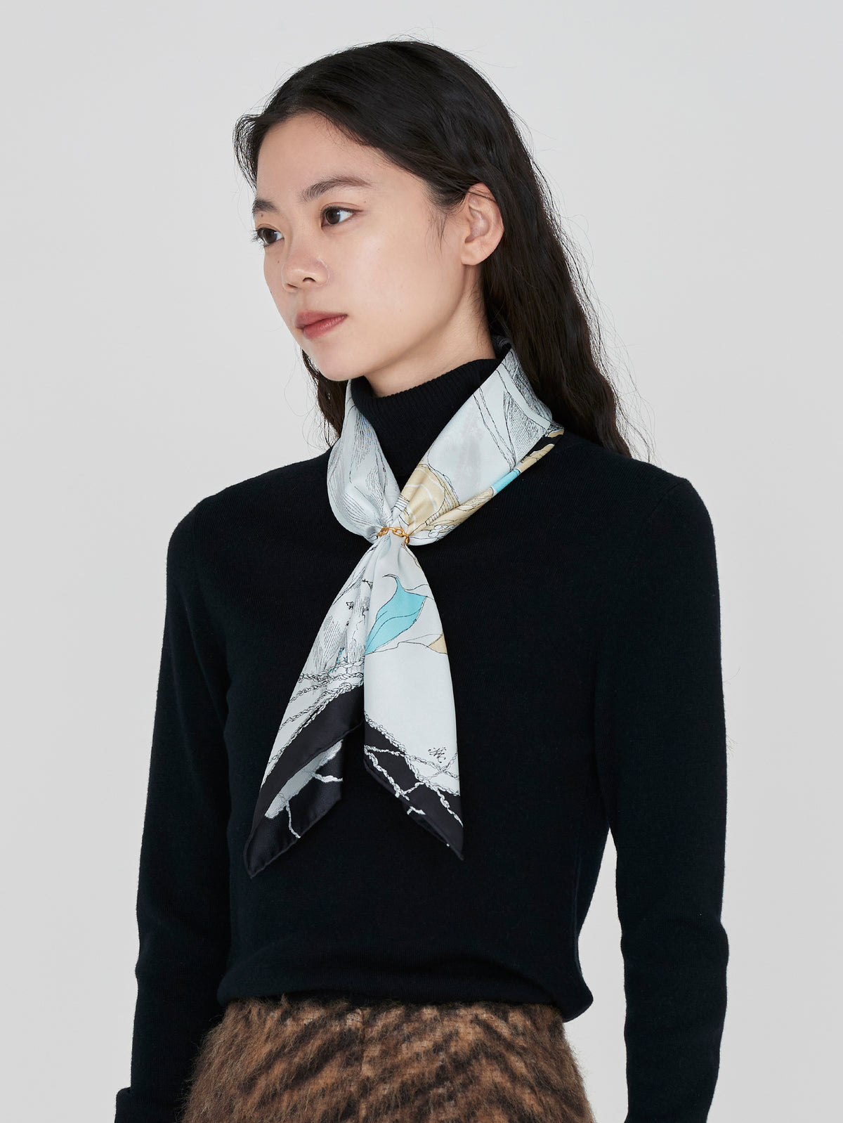 新品未使用タグ付き⭐︎マニプリManipuri 今季新作　大判スカーフ manipuri Official Site / マニプリ オフィシャルサイト