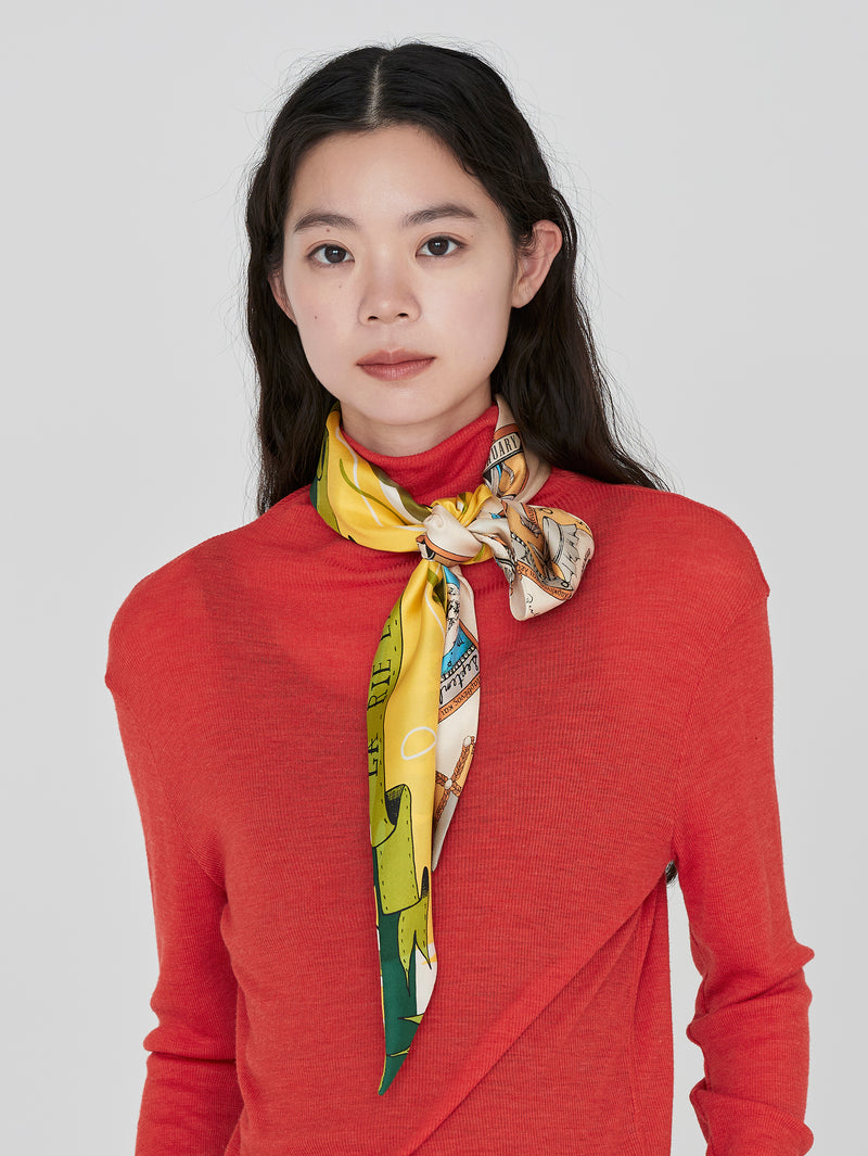 DIAMOND SCARF / COLLAGE ROSE