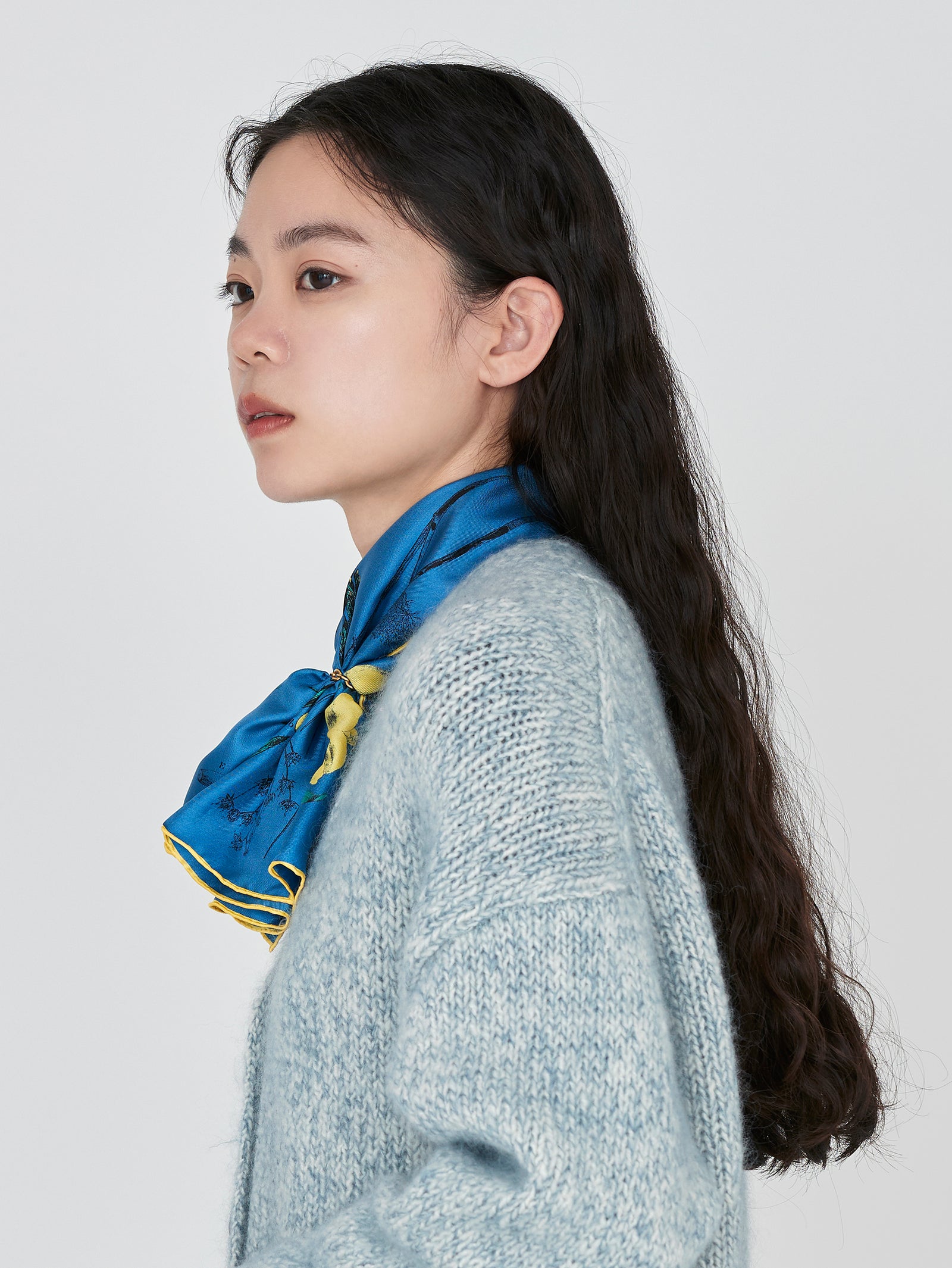 シルクスカーフ65＞ボタニカル – manipuri