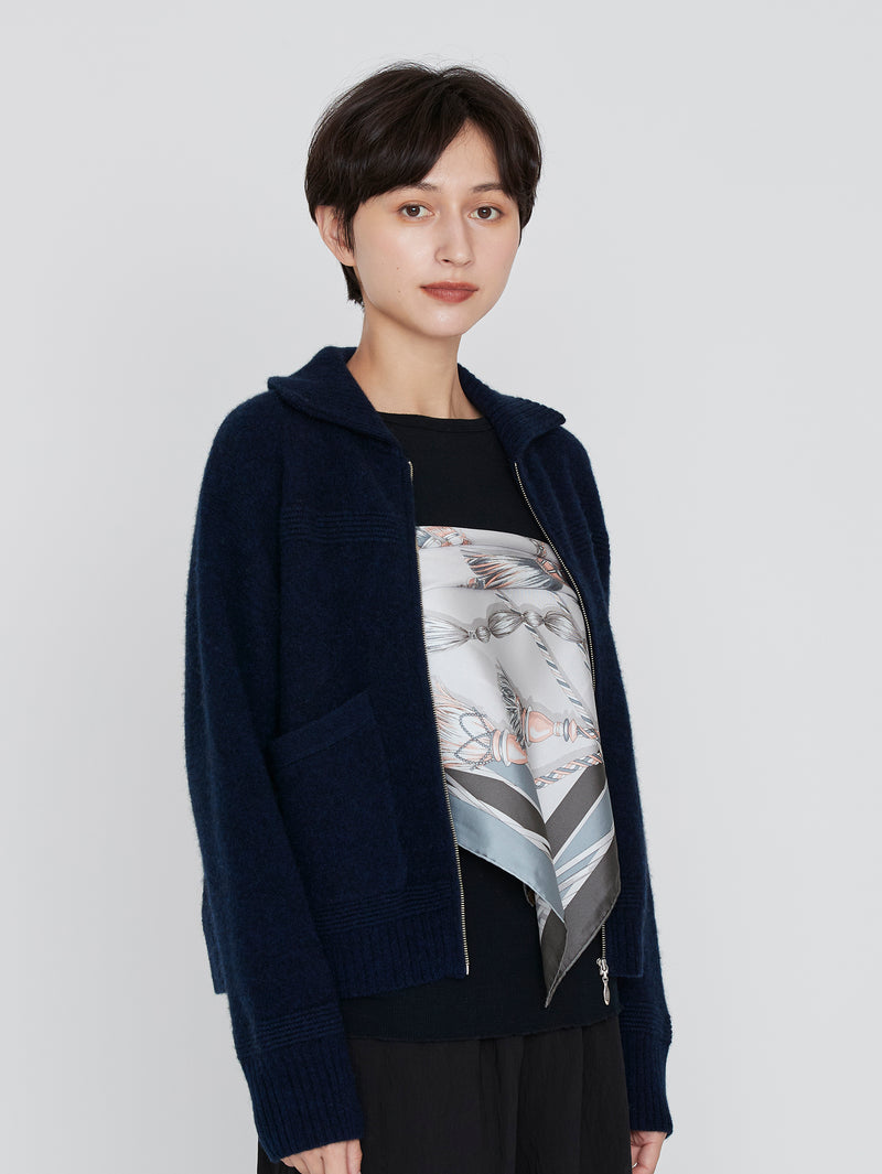 ＜シルクスカーフ88＞ヴィヴァーチェタッセル