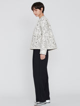 &lt;Quilted crew neck jacket&gt; Reversible Mountain