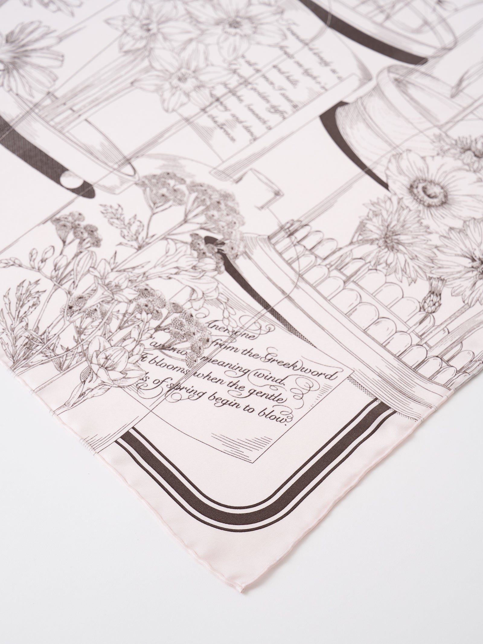 シルクスカーフ65＞ガラスドームフラワー – manipuri