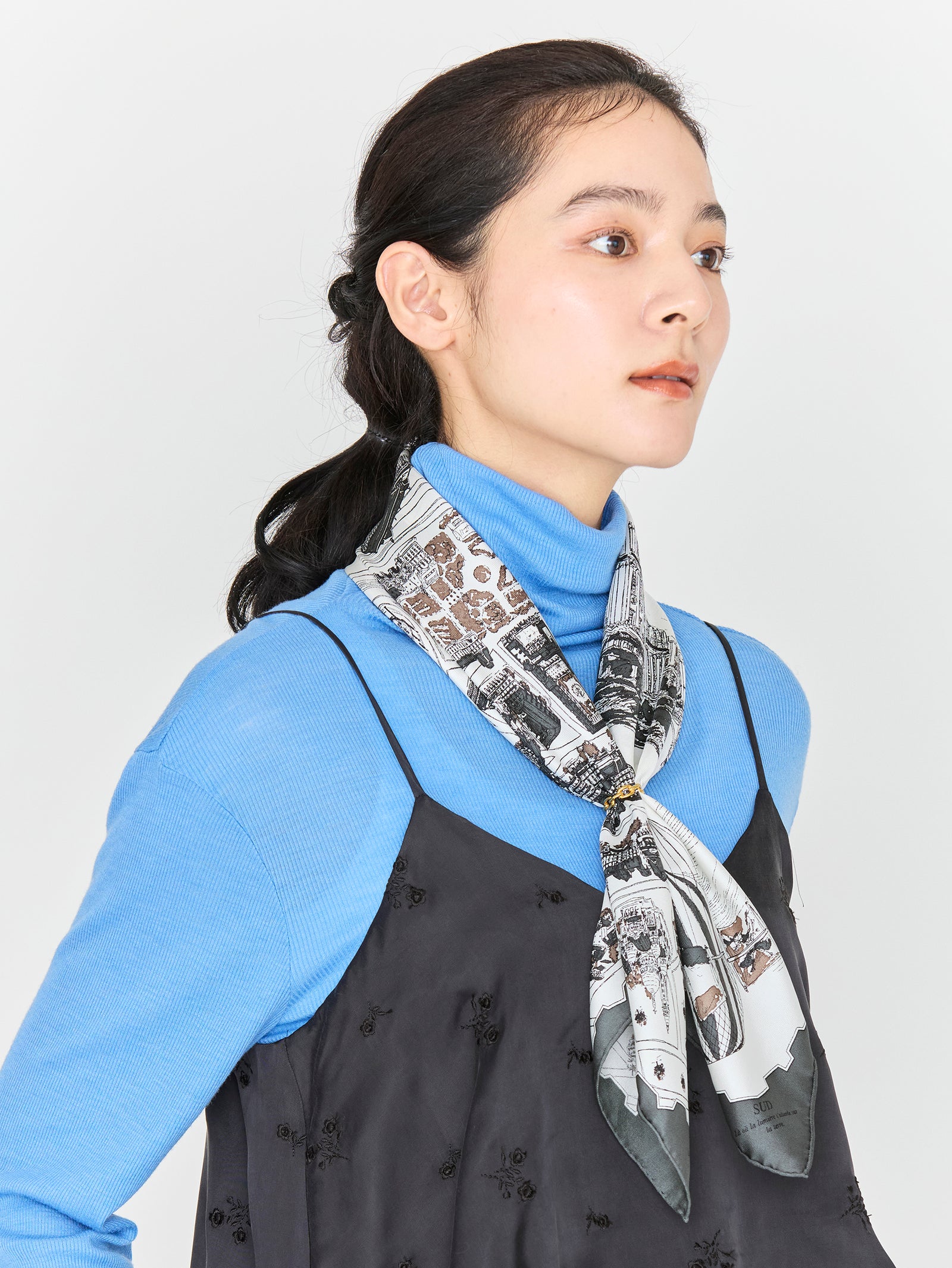 SILK SCARF 65 / VOYAGE A PARIS – manipuri