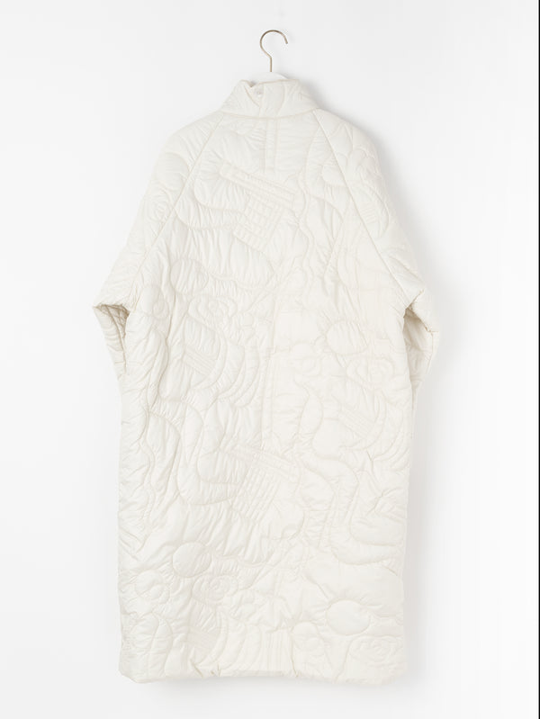 &lt;Quilted W Cocoon Coat&gt; Abstract