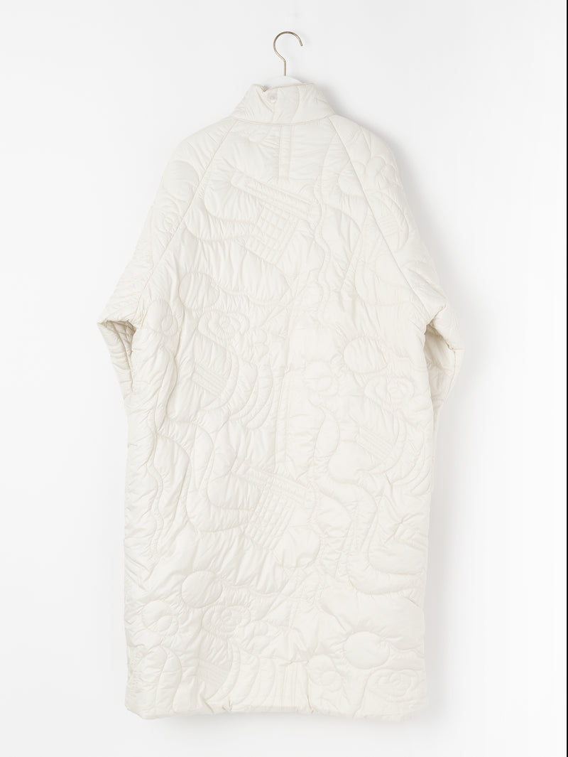 &lt;Quilted W Cocoon Coat&gt; Abstract