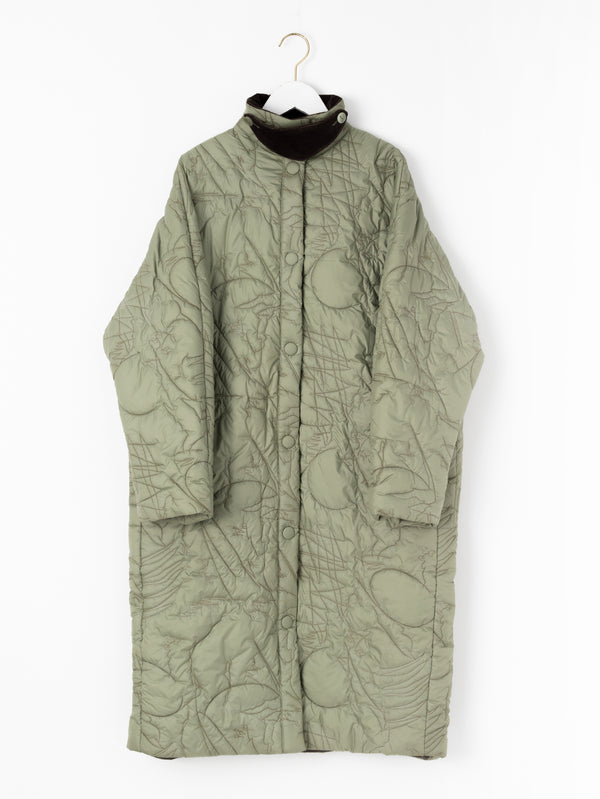 &lt;Quilted W Cocoon Coat&gt; Abstract