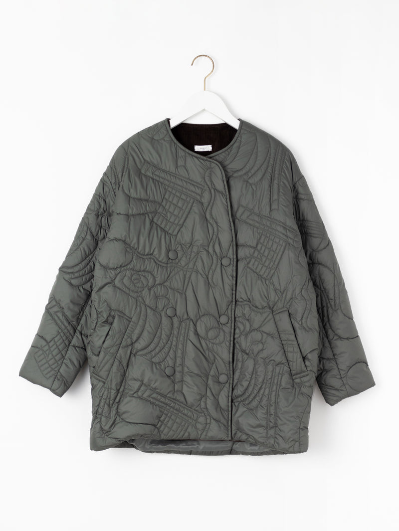 &lt;Quilted W Cocoon Coat&gt; Abstract