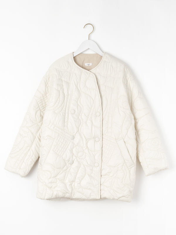 &lt;Quilted W Cocoon Coat&gt; Abstract