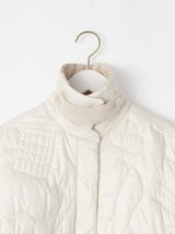 &lt;Quilted W Cocoon Coat&gt; Abstract