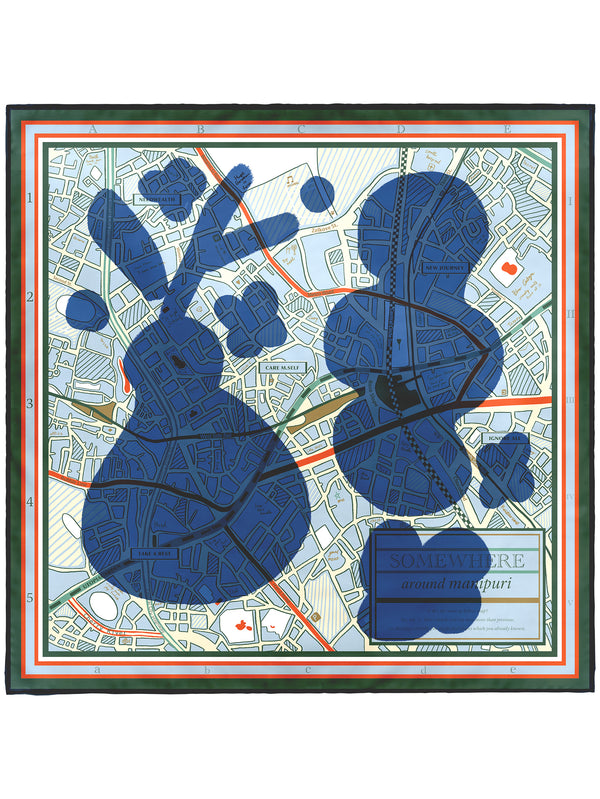 ＜シルクスカーフ65＞コラージュサムウェア