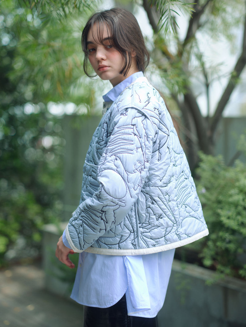 &lt;Quilted crew neck jacket&gt; Reversible Mountain