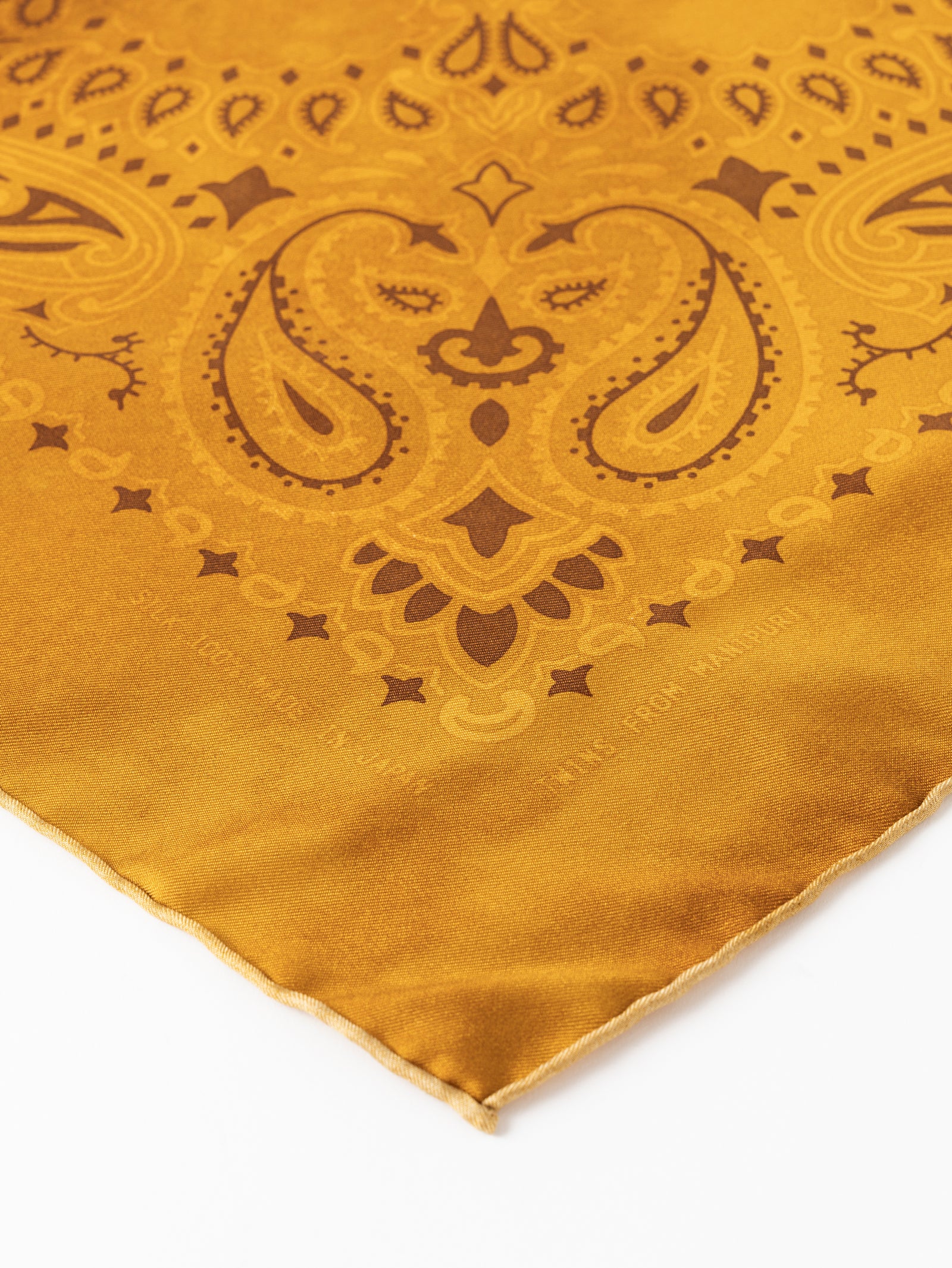 ⭐︎manipurit シルクバンダナ イエロー⭐︎ シルクスカーフ65＞ヴィンテージプリントA-2バンダナ – manipuri
