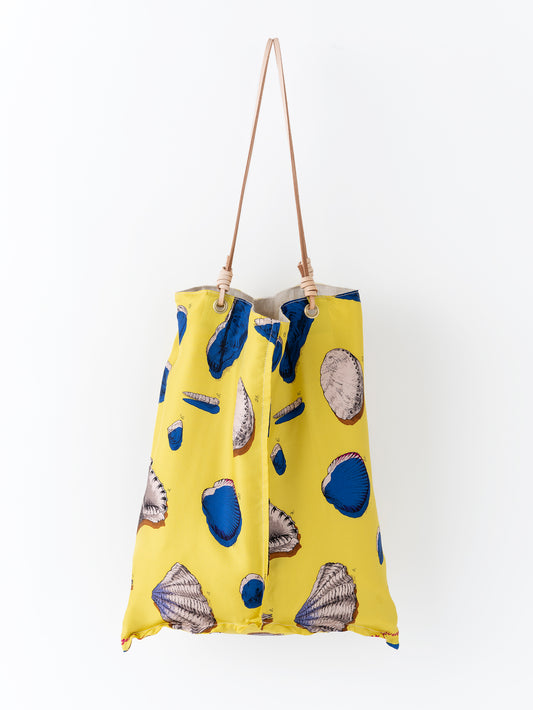 REVERSIBLE PRINT TOTE BAG L / SHELL