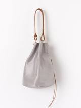 PLAIN SILK BUCKET BAG / GREY