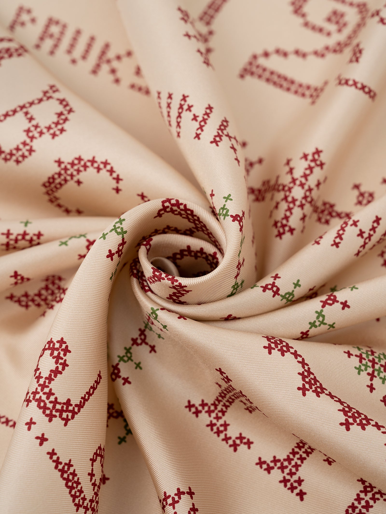 シルクスカーフ65＞クロスステッチバンダナ – manipuri