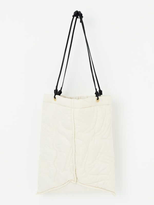 QUILTED TOTE BAG L / IVORY